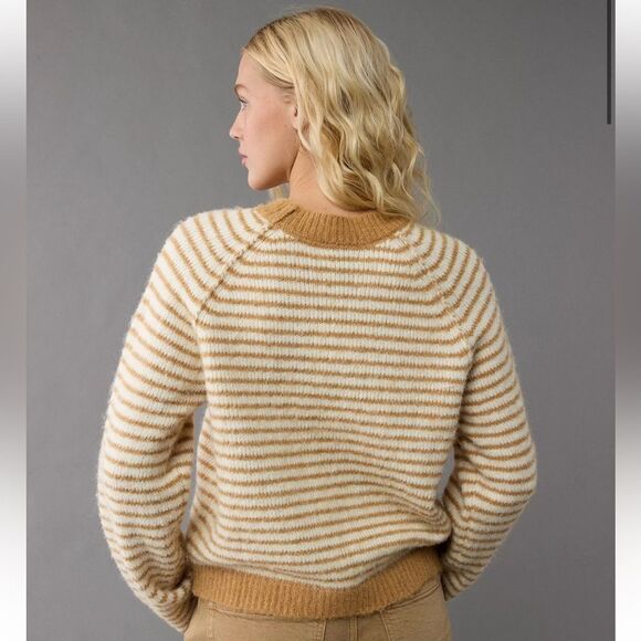 AE M & XL Festive Feels White Tan Stripe Super Soft Crew Sweater - Picture 2 of 16